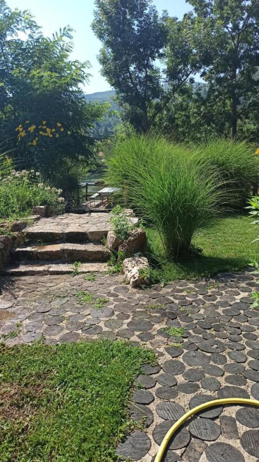 Bungalov Cozy Una Kulen Vakuf Exteriör bild